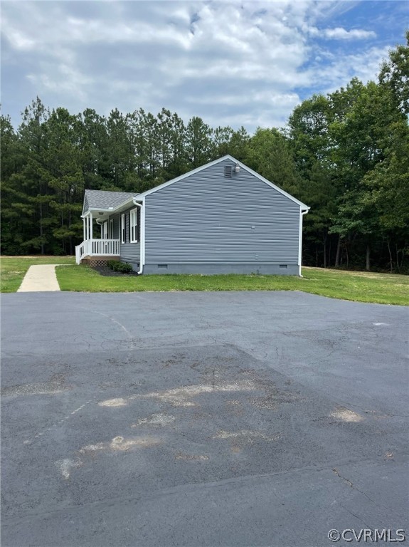 6100 Adkins Road Providence Forge, VA 23140 - Photo 4 of 49 Gallery Image 4