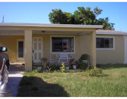 64 West 34th Street Riviera Beach, FL 33404 - Photo 1 of 2 Primary Photo