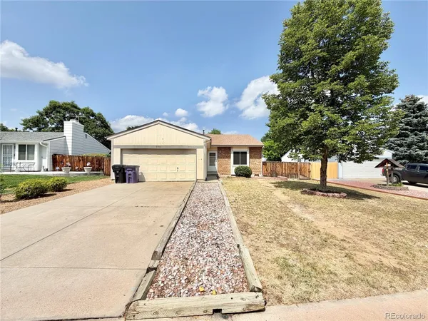 $2,495 | 9393 West Wagon Trail Circle, Littleton, CO 80123