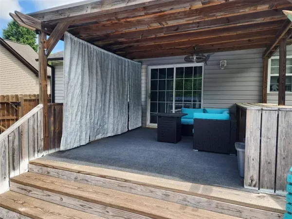 $279,900 | 207 Willowbrook Drive, Thomasville, NC 27360