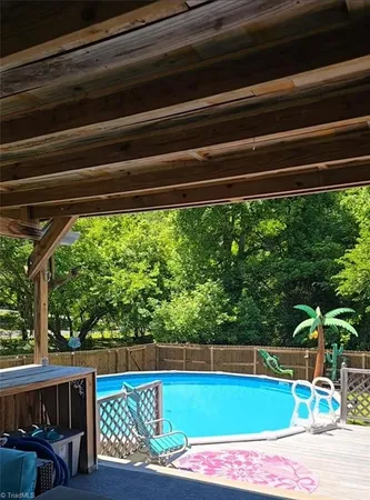 $279,900 | 207 Willowbrook Drive, Thomasville, NC 27360