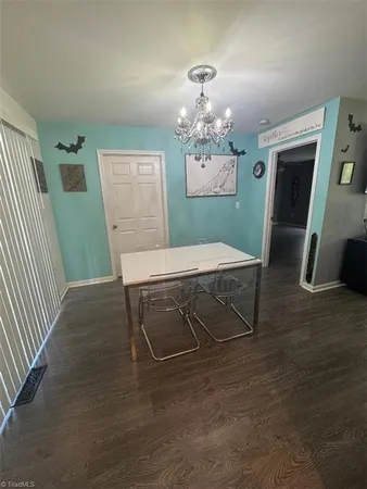 $279,900 | 207 Willowbrook Drive, Thomasville, NC 27360