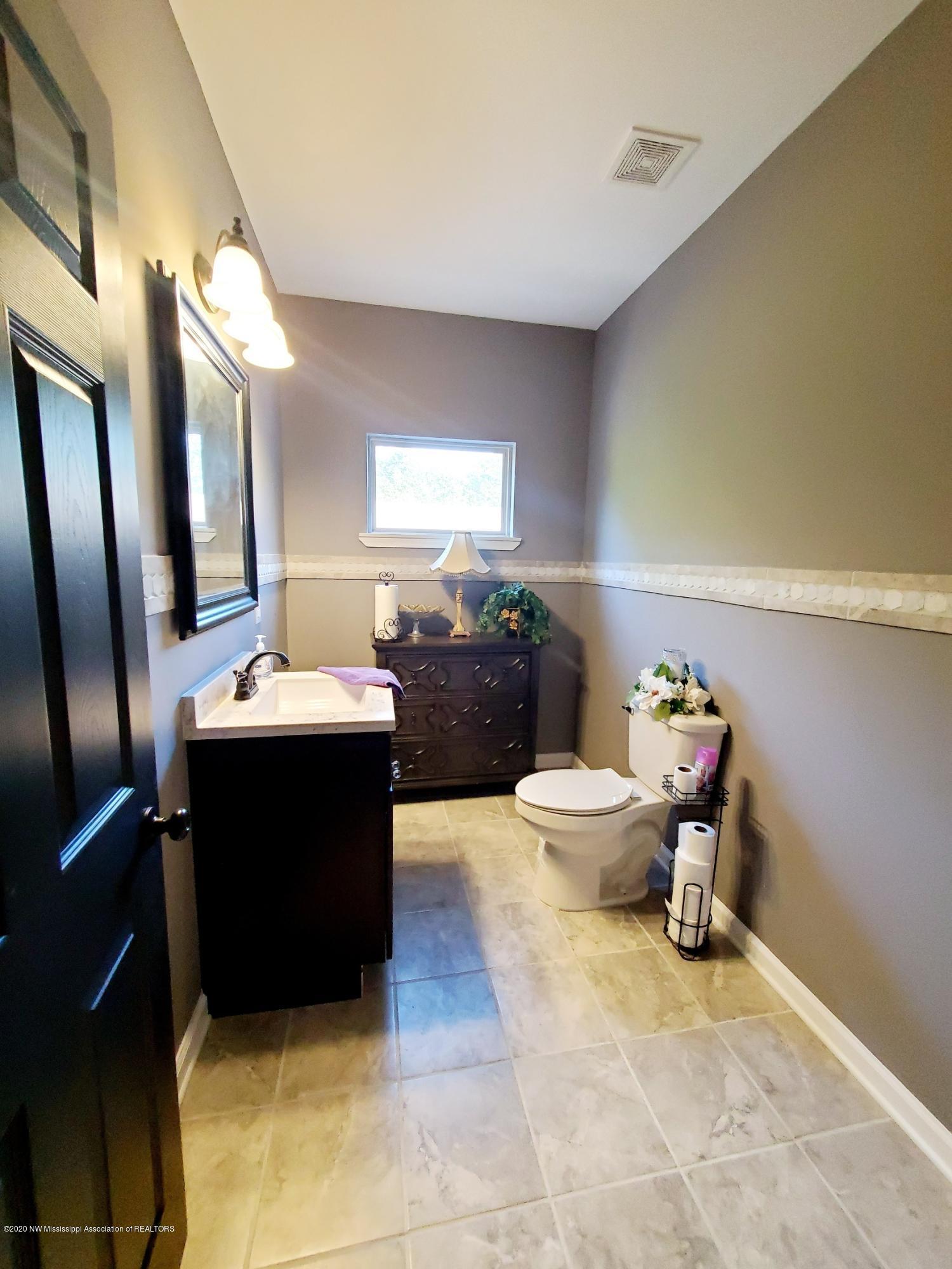 191 County Road 500 Ripley, MS 38663 - Photo 26 of 29 Upstairs Half Bath
