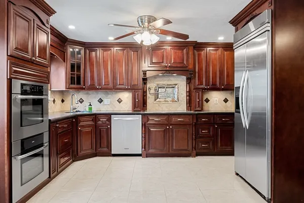 $599,000 | 23 Pebble Place, Unit 23, Malden, MA 02148