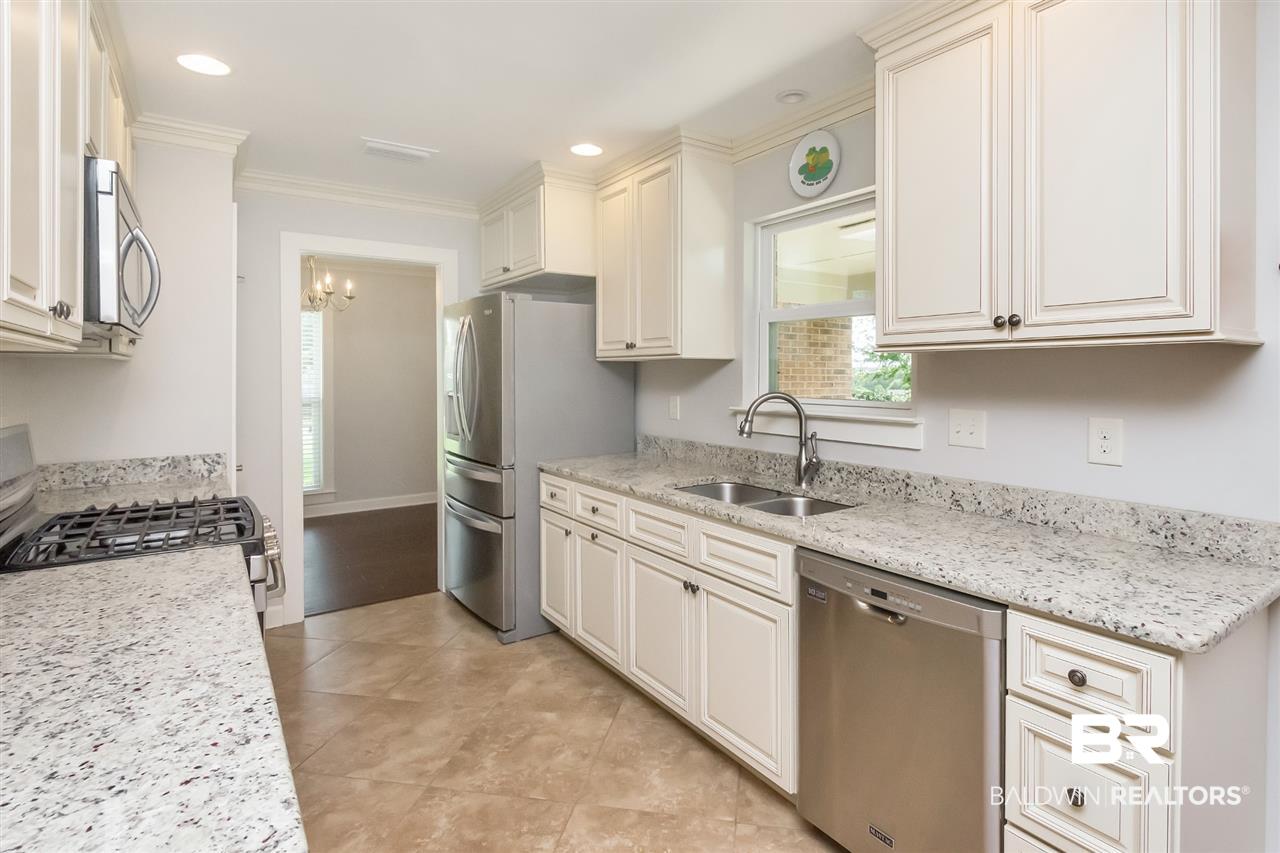 6550 Lubarrett Way Mobile, AL 36695 - Photo 18 of 43