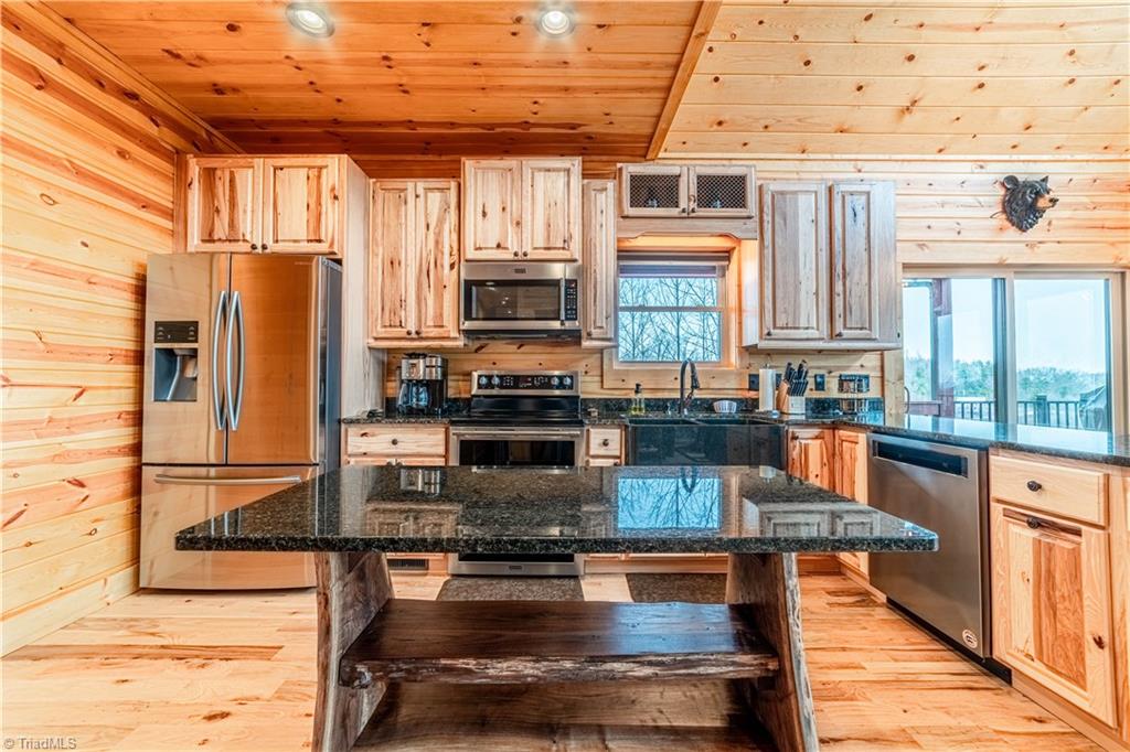 1910 Ridge Run Road Boomer, NC 28606 - Photo 8 of 32 Kitchen