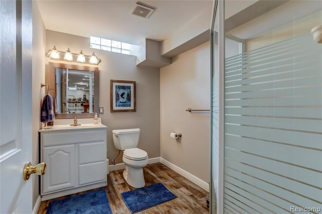 1781 South Shore Drive Rochester Hills, MI 48307 - Photo 37 of 40