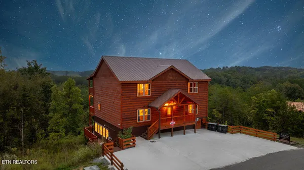 $1,599,999 | 764 Bethlehem Way, Sevierville, TN 37876