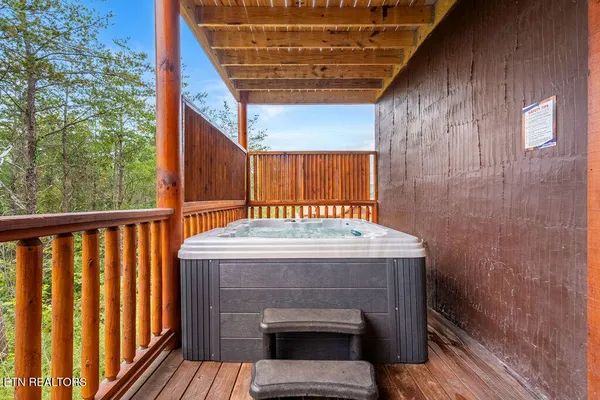 $1,599,999 | 764 Bethlehem Way, Sevierville, TN 37876