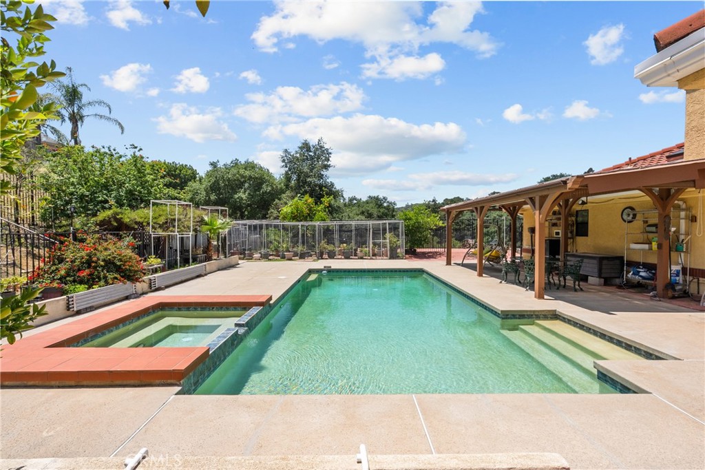 52 Hidden Valley Road Monrovia, CA 91016 - Photo 4 of 55 a view of swimming pool