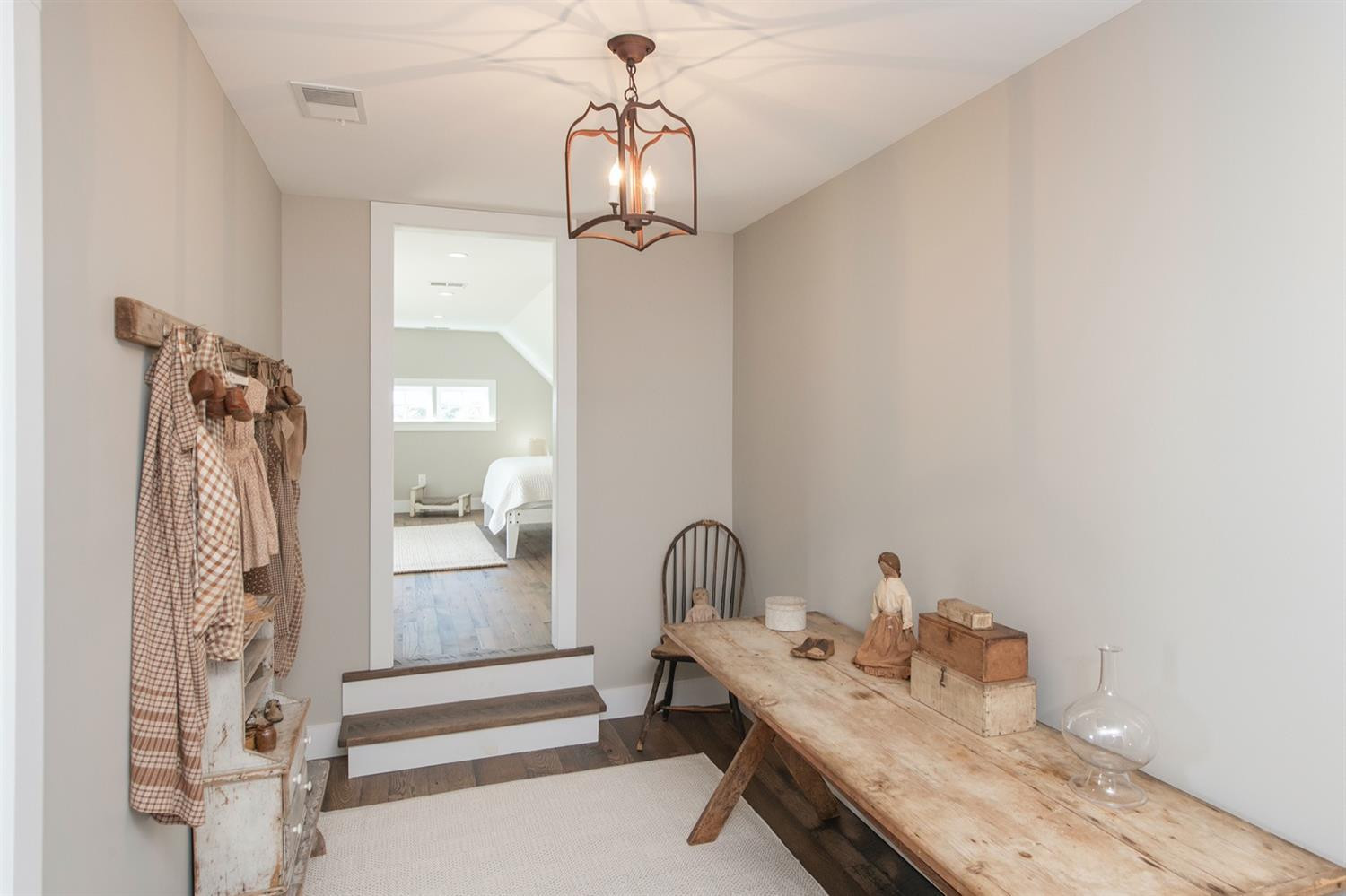 3535 Houston Antioch Road Paris, KY 40361 - Photo 51 of 74 2nd floor hallway leading into the bonus