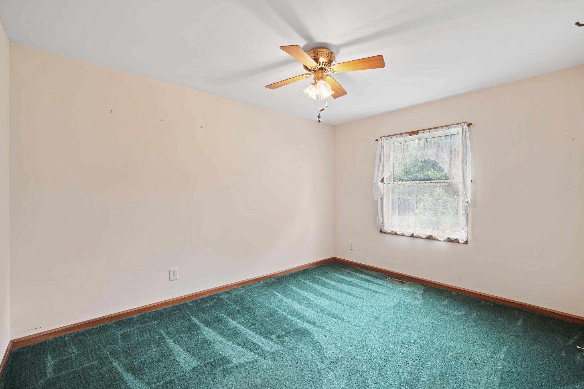 14998 Sharon Valley Road Manchester, MI 48158 - Photo 18 of 70 16-web-or-mls-DSC09772