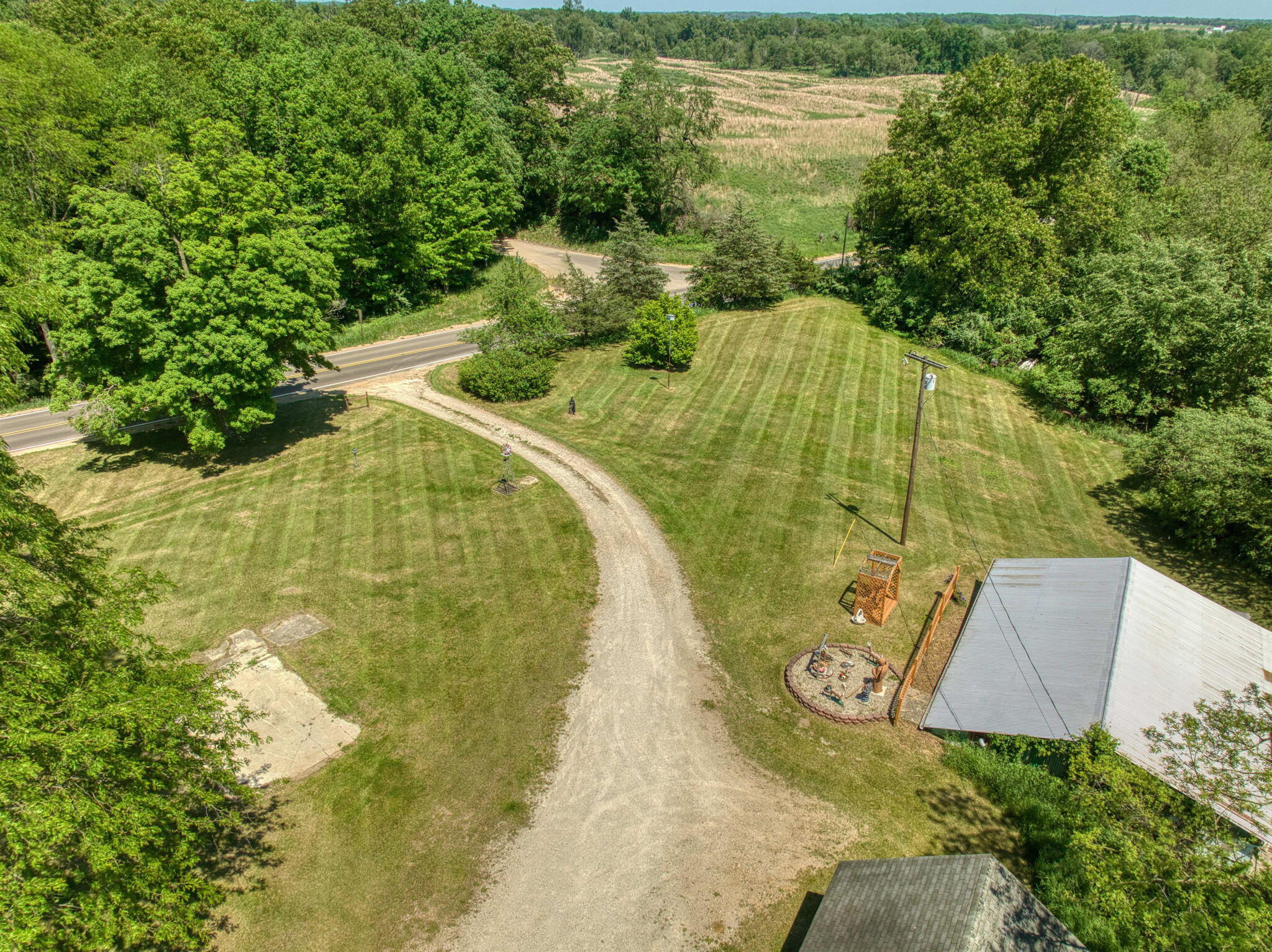 14998 Sharon Valley Road Manchester, MI 48158 - Photo 66 of 70 63-web-or-mls-28-print-DJI_0443_HDR