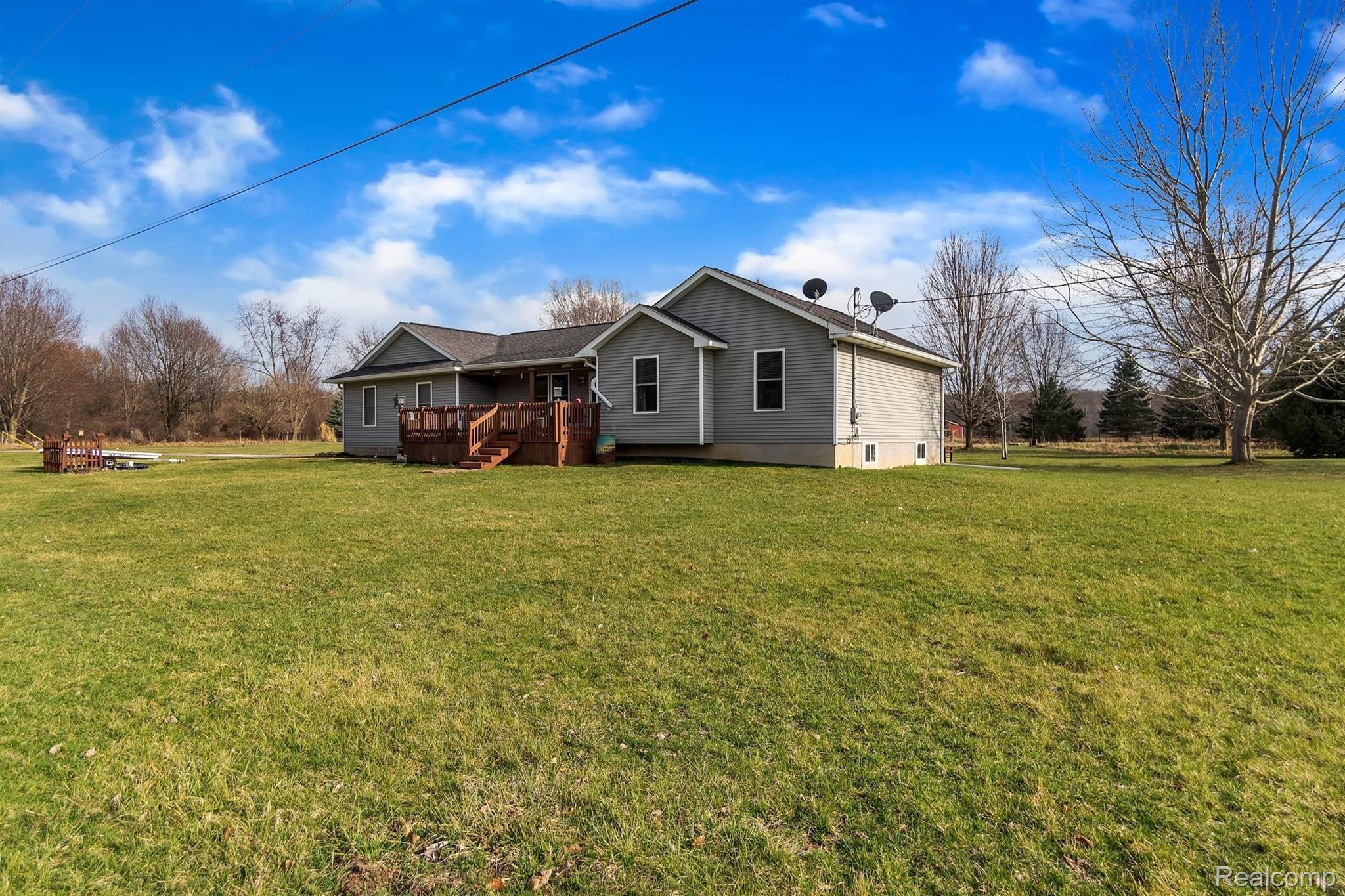 10893 Converse Road Fowlerville, MI 48836 - Photo 21 of 38 04-10893 Converse Rd-WindowStill-Real-Estate-Photography-4.jpg