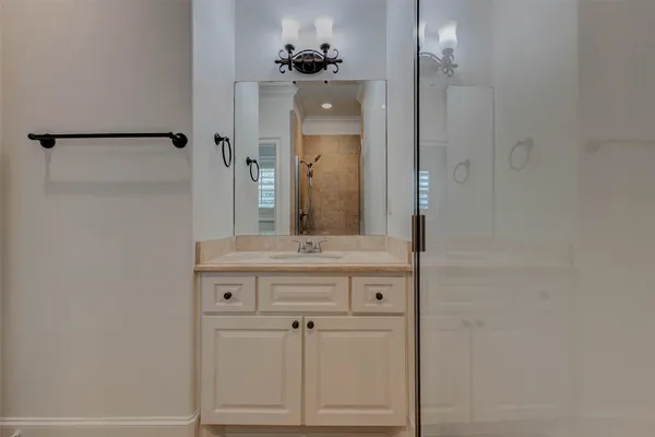 $12,500 | 5410 Valerie Street, Bellaire, TX 77401