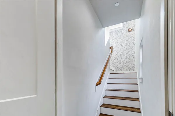 $12,500 | 5410 Valerie Street, Bellaire, TX 77401