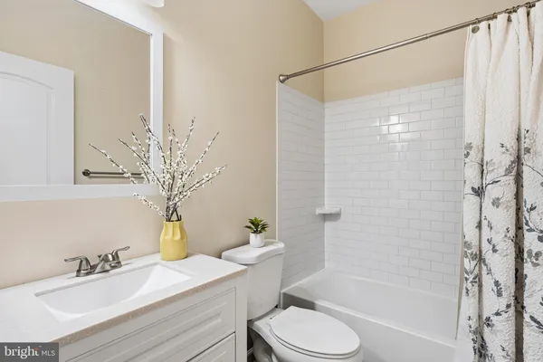 $3,500 | 4285 South Capitol Street Southwest, Washington, DC 20032