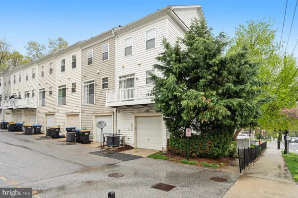 $3,500 | 4285 South Capitol Street Southwest, Washington, DC 20032