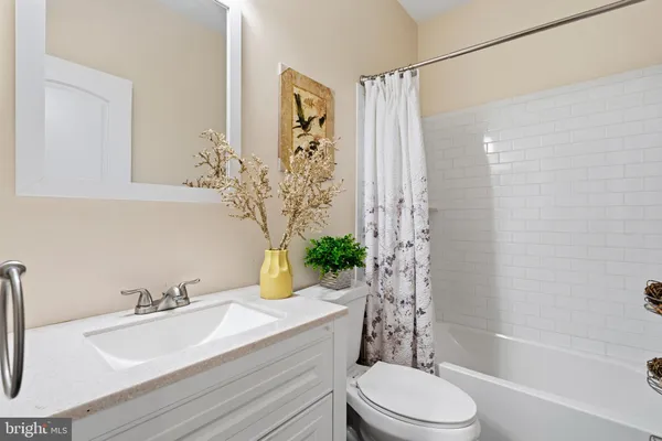 $3,500 | 4285 South Capitol Street Southwest, Washington, DC 20032