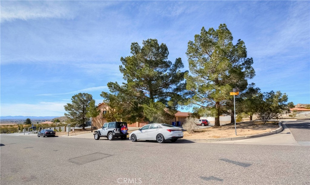 16462 Kalo Road Apple Valley, CA 92307 - Photo 23 of 46