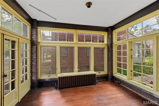 $549,900 | 739 Radcliffe Avenue, University City, MO 63130