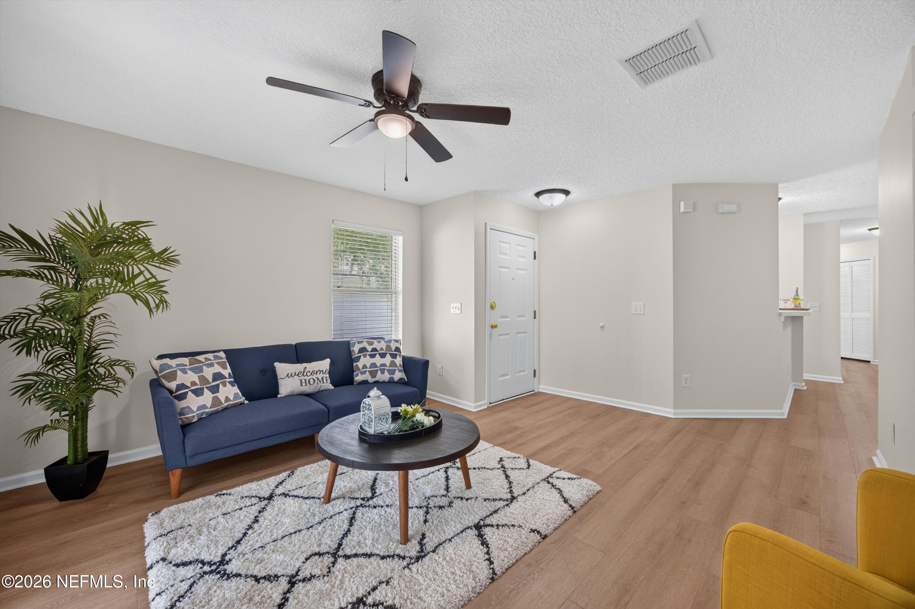 605 North Covered Bridge Road, Unit 4 St. Johns, FL 32259 - Photo 3 of 31 Living Room