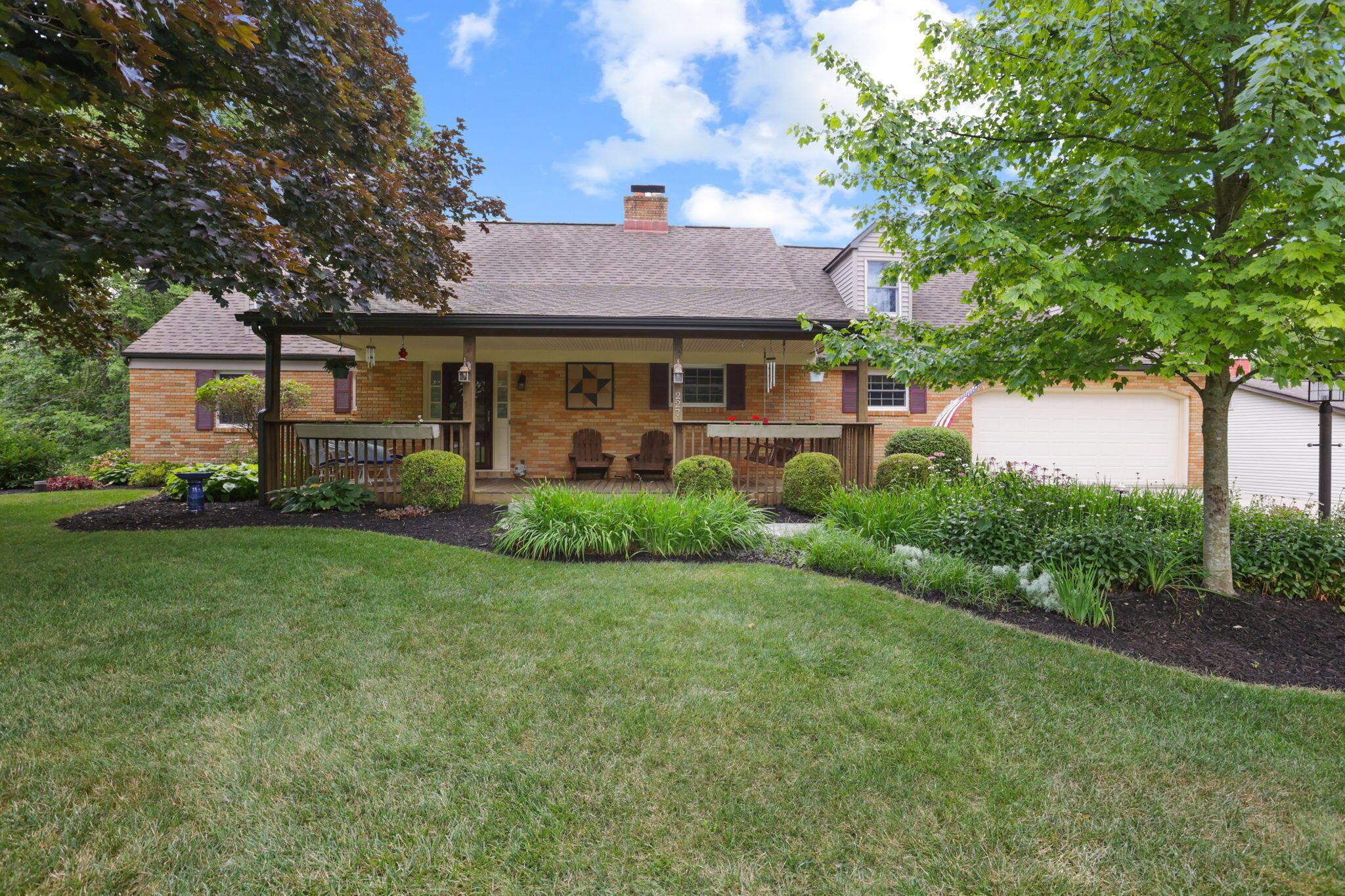 227 Middle Ground Road Southwest Pataskala, OH 43062 - Photo 2 of 83 Home front