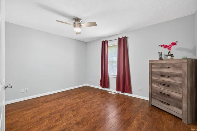 $249,900 | 342 Briarwood Lane, Ellettsville, IN 47429