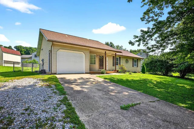 $249,900 | 342 Briarwood Lane, Ellettsville, IN 47429