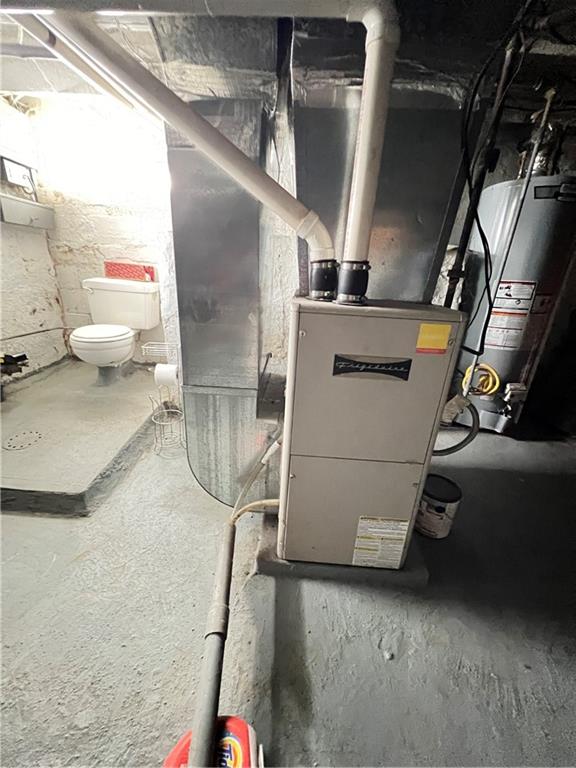 442 East Washington Street Rochester, PA 15074 - Photo 14 of 23 a utility room with a washer and dryer