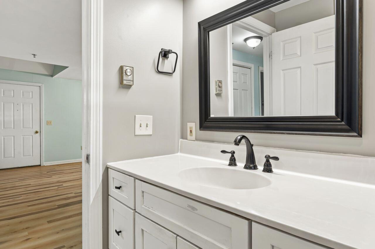 6 Willow Grove Road, Unit 6 Brunswick, ME 04011 - Photo 31 of 59 Bathroom