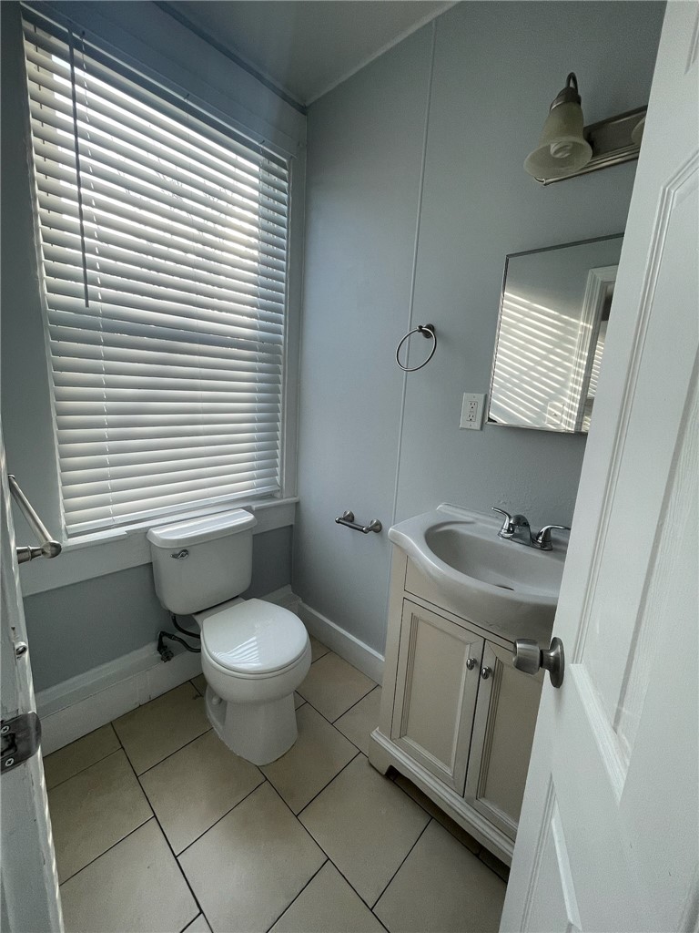 38 Freebody Street, Unit 207 Newport, RI 02840 - Photo 13 of 22