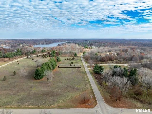 $5,000 | 247 Lakeview Road South, Dahinda, IL 61428