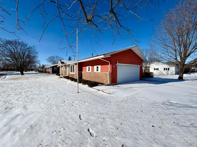 $349,900 | 207 Cedar Avenue, Brodhead, WI 53520