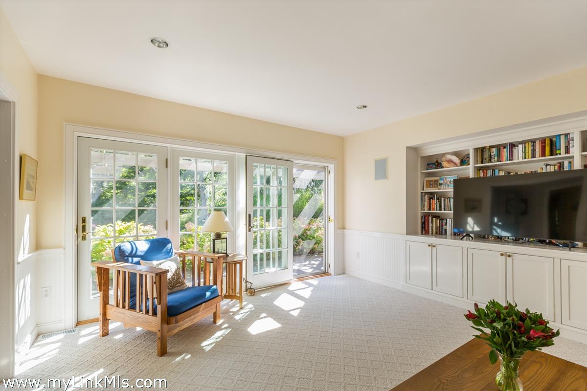 43 Naushon Road West Tisbury, MA 02568 - Photo 31 of 44 Gallery Image 31