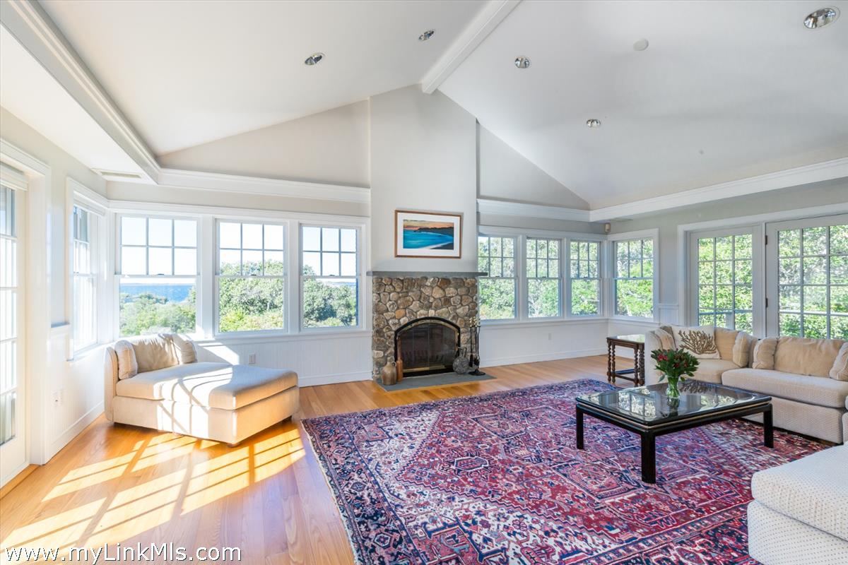 43 Naushon Road West Tisbury, MA 02568 - Photo 10 of 44 Gallery Image 10