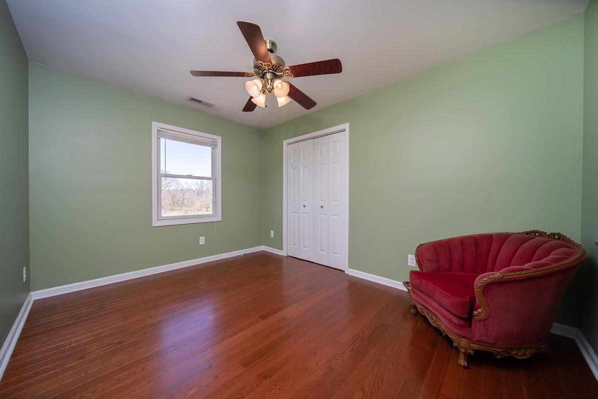 1051 Old Hopewell Road Castalian Springs, TN 37031 - Photo 16 of 25 Gallery Image 16