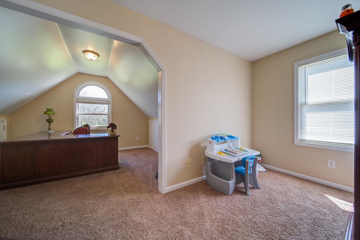 1051 Old Hopewell Road Castalian Springs, TN 37031 - Photo 18 of 25 Gallery Image 18