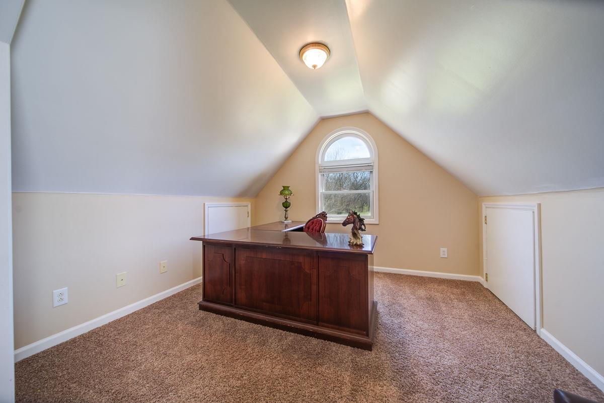 1051 Old Hopewell Road Castalian Springs, TN 37031 - Photo 19 of 25 Gallery Image 19