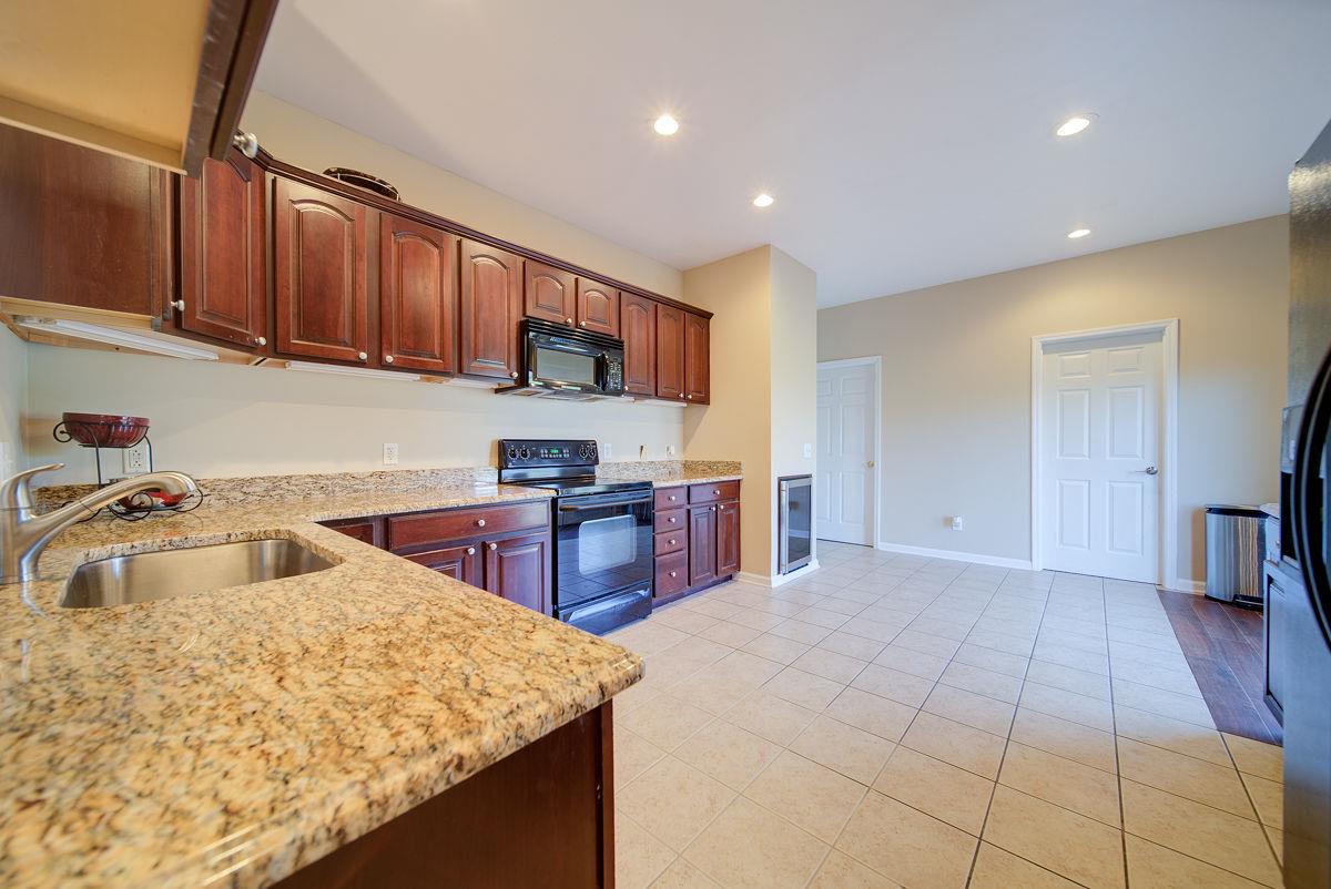 1051 Old Hopewell Road Castalian Springs, TN 37031 - Photo 9 of 25 Gallery Image 9