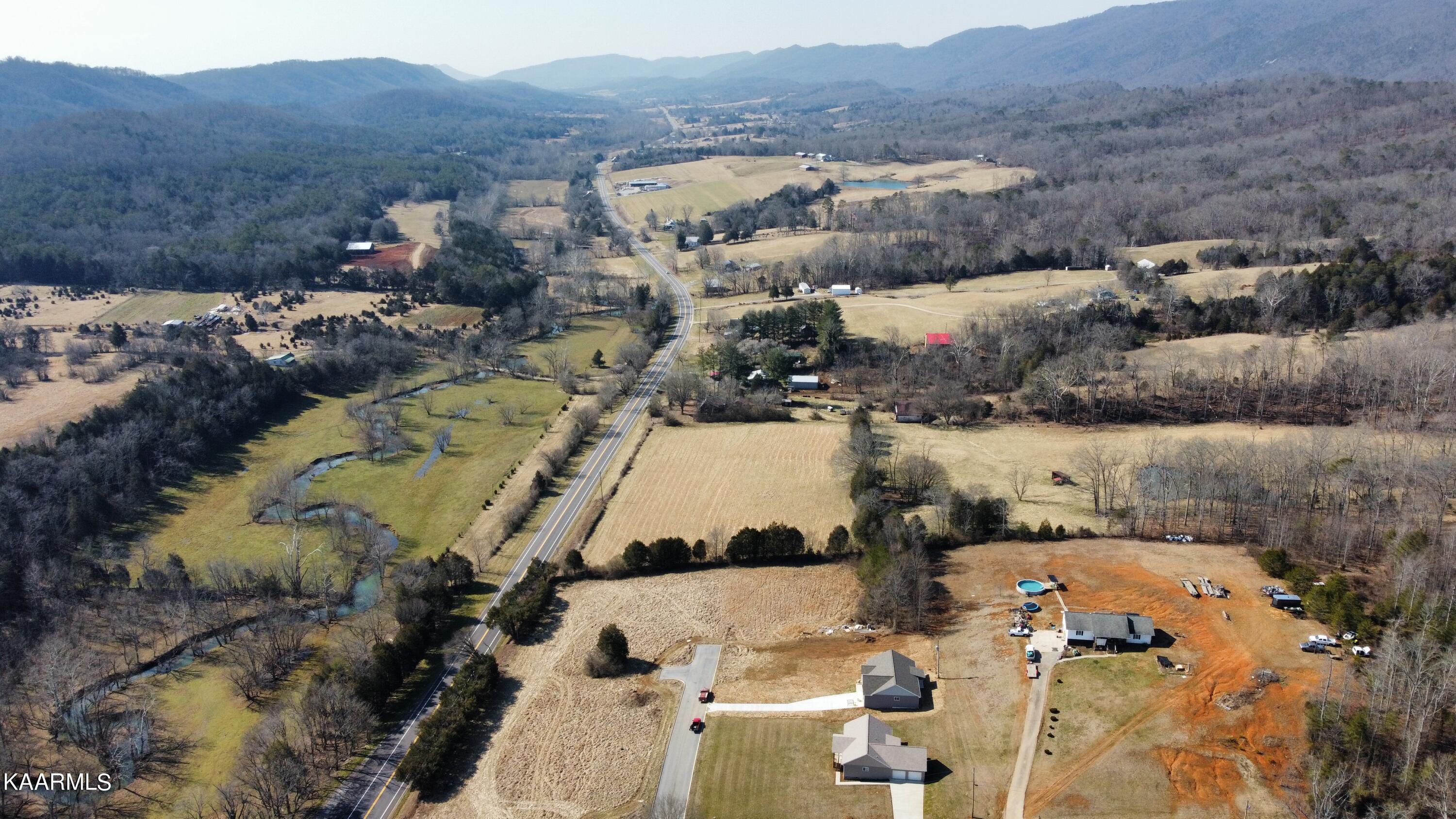 128 Dixon Lane Rutledge, TN 37861 - Photo 3 of 29 E21C640E-03F2-48BC-820F-7AD4E0991CEA