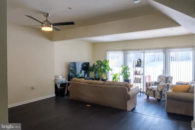 $3,000 | 37 Joyceton Way, Upper Marlboro, MD 20774