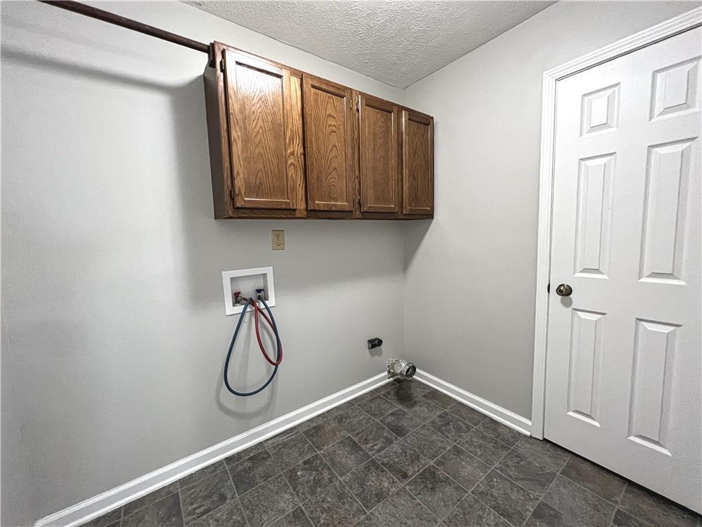 3041 Fry Road Greenwood, IN 46142 - Photo 9 of 22 Gallery Image 9