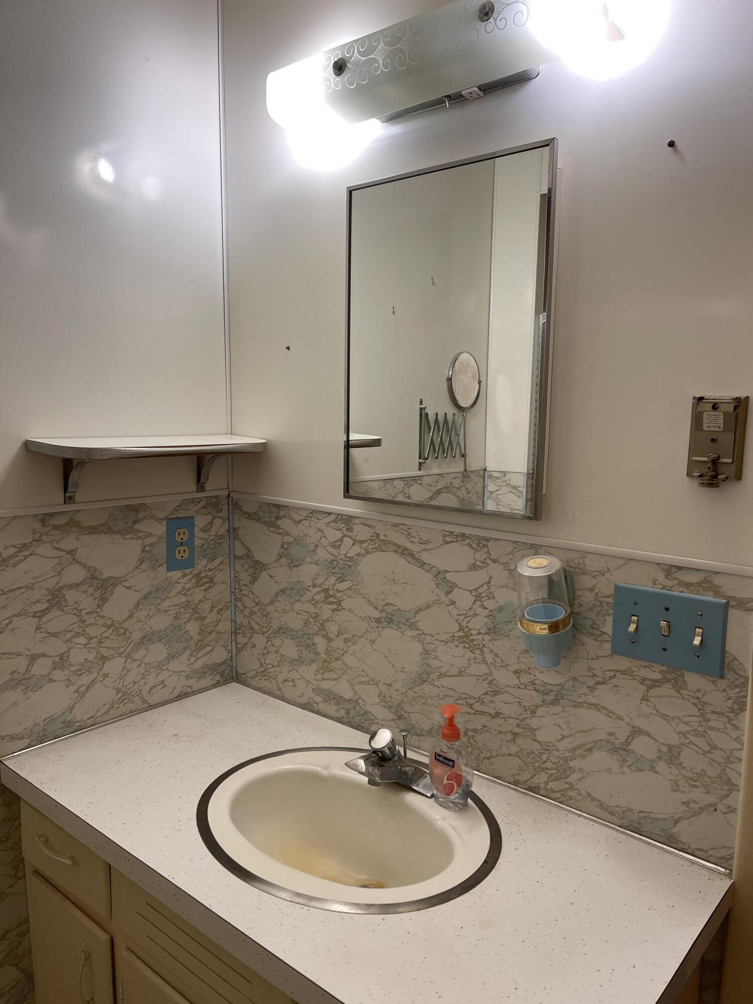 8703 Bayview Road Onekama, MI 49675 - Photo 18 of 25 Upper Bathroom