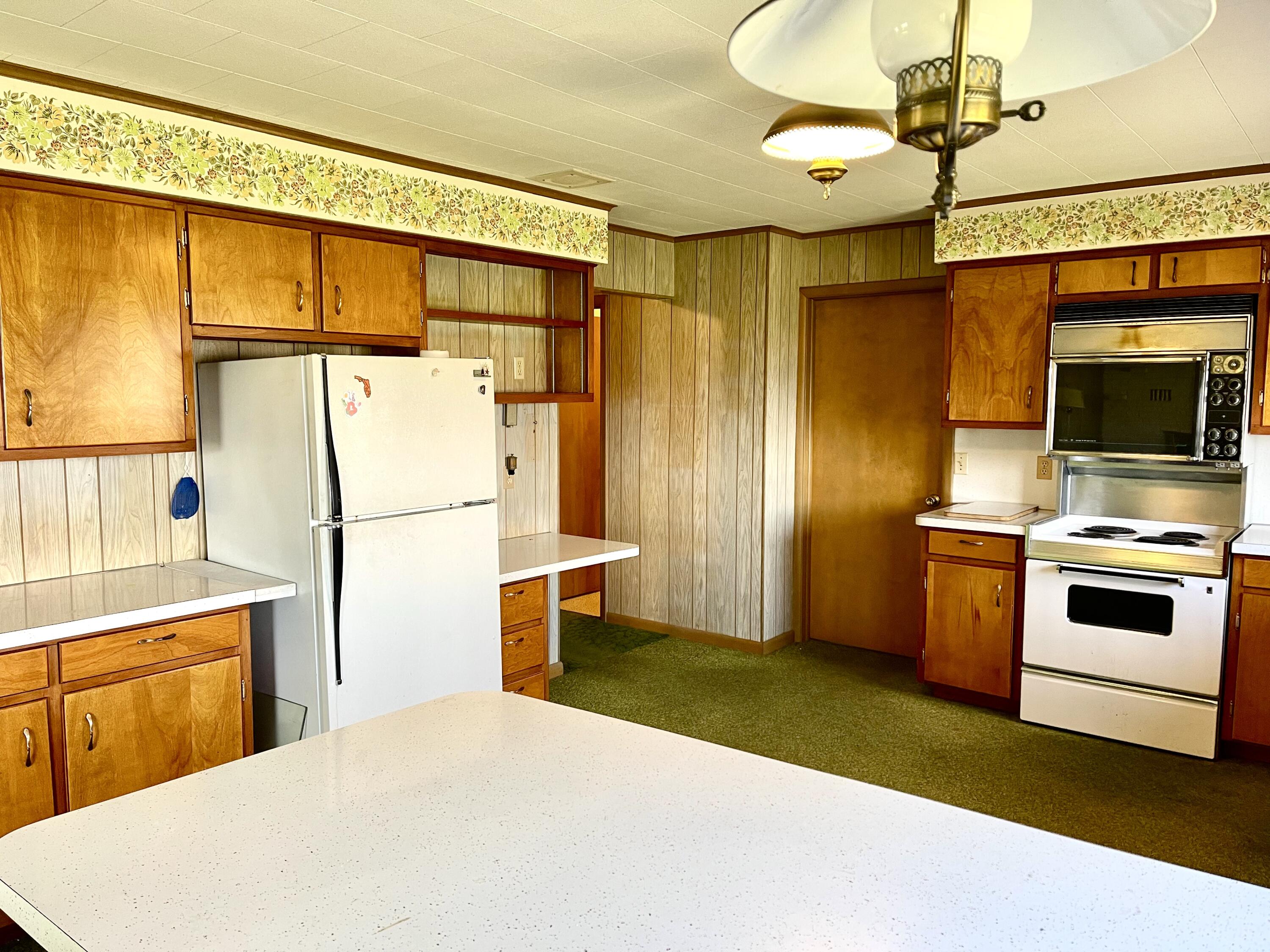 8703 Bayview Road Onekama, MI 49675 - Photo 9 of 25 Kitchen