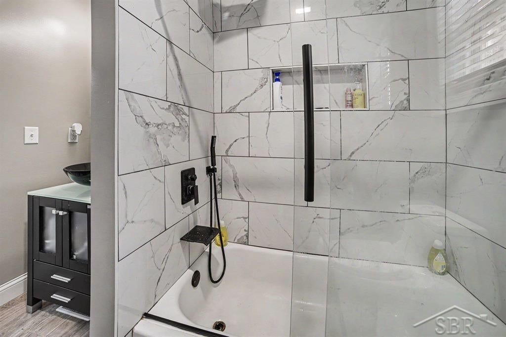 2007 18th Street Bay City, MI 48708 - Photo 9 of 20 Gallery Image 9