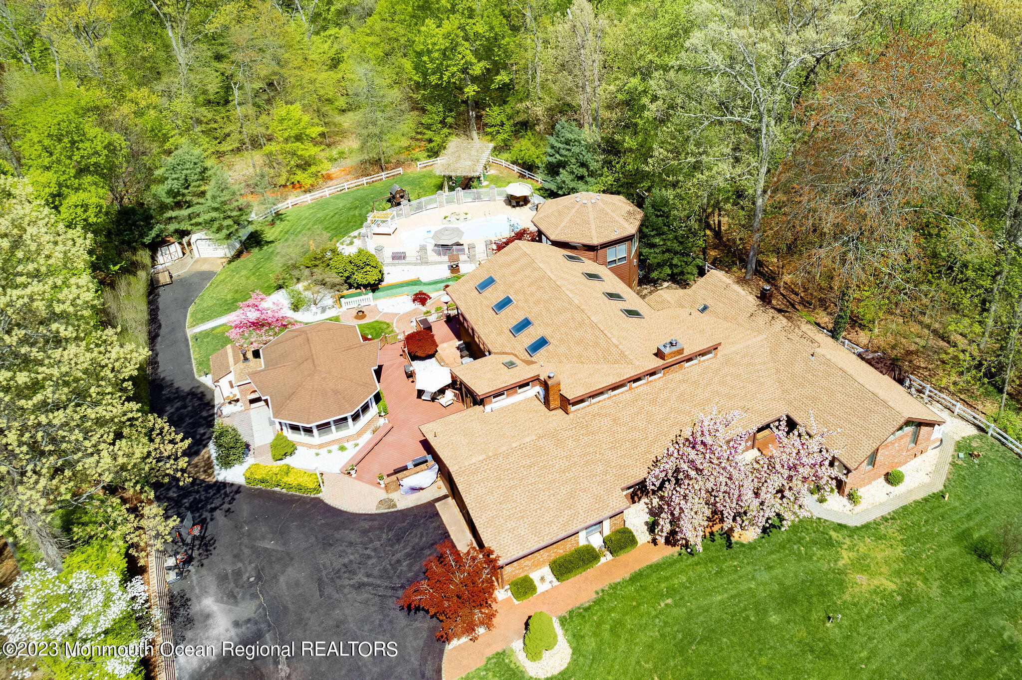 9 Laurel Drive Wrightstown, NJ 08562 - Photo 66 of 66 an aerial view of a backyard with chairs