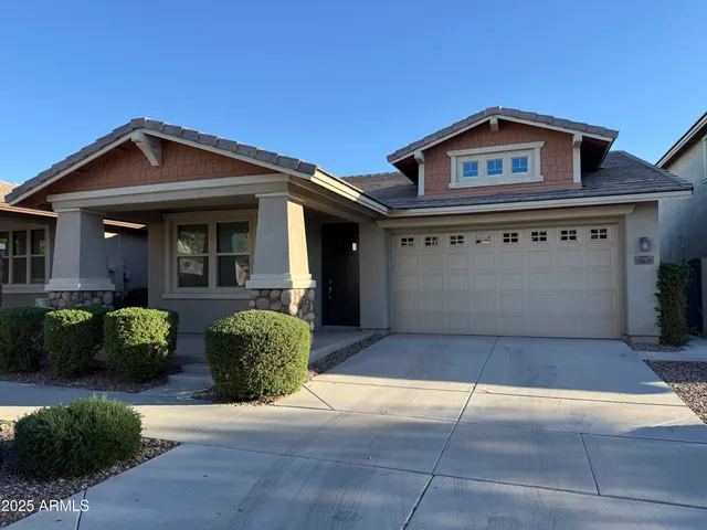 $2,500 | 10519 East Corbin Avenue, Mesa, AZ 85212