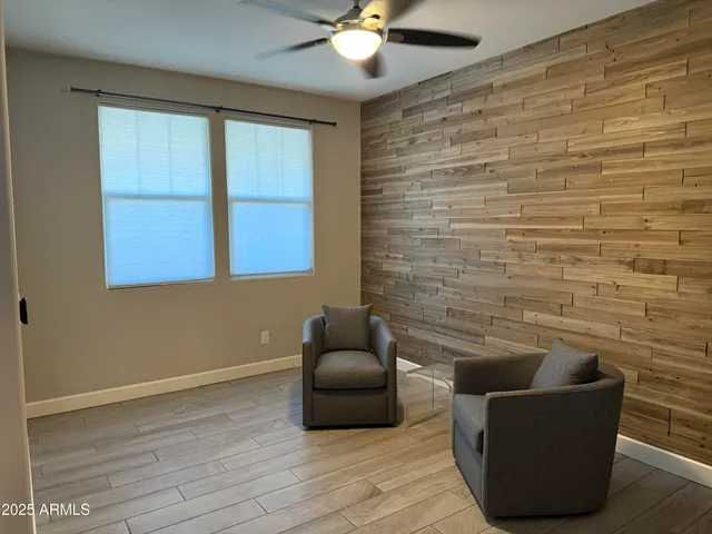 $2,500 | 10519 East Corbin Avenue, Mesa, AZ 85212