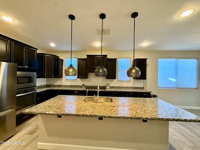 $2,500 | 10519 East Corbin Avenue, Mesa, AZ 85212